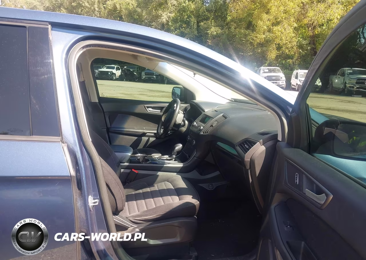 2018 Ford Edge Se VIN:2FMPK3G96JBB52150 - 5