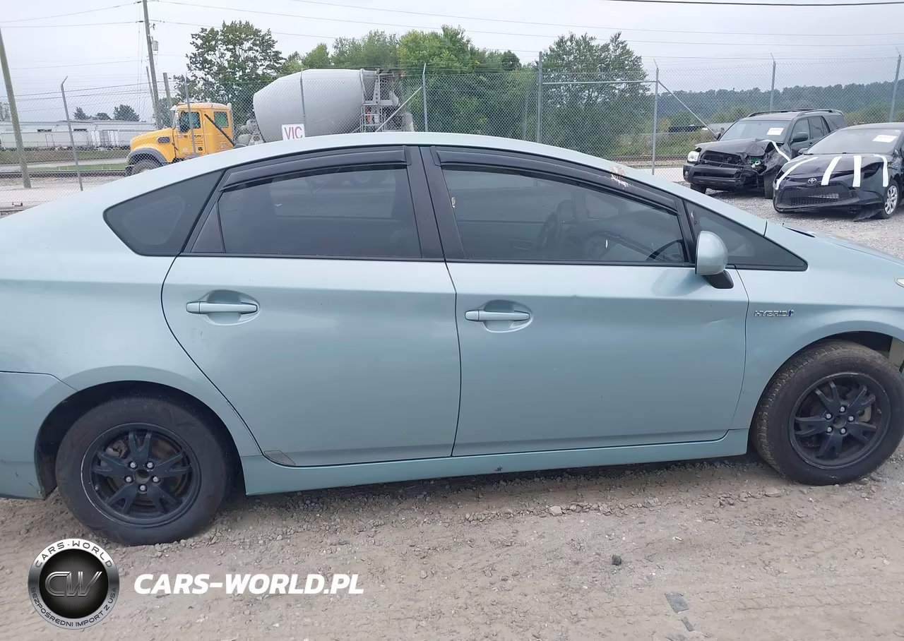 2012 Toyota Prius VIN:JTDKN3DU9C1613418 - 12