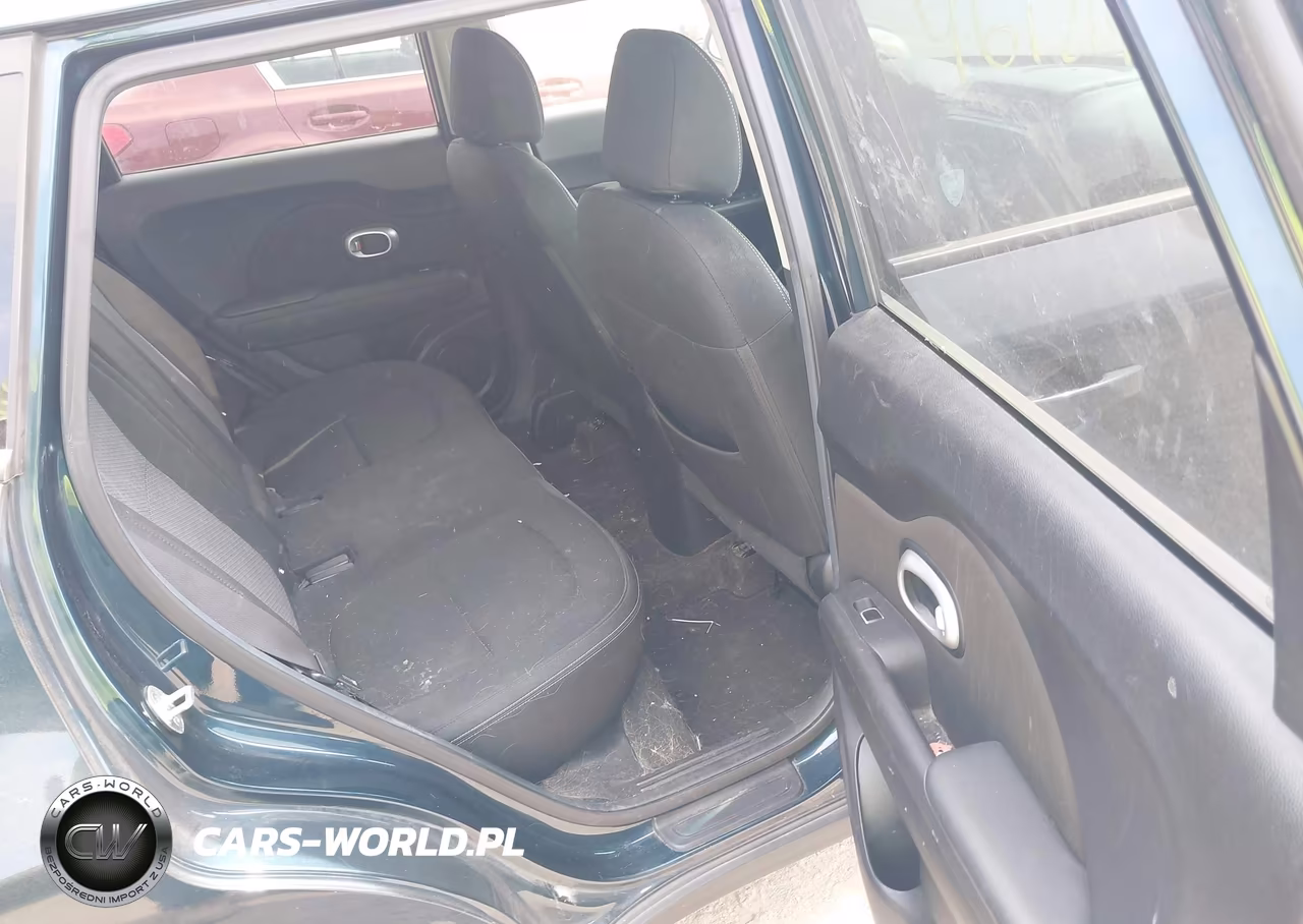 2017 Kia Soul + VIN:KNDJP3A51H7448309 - 8