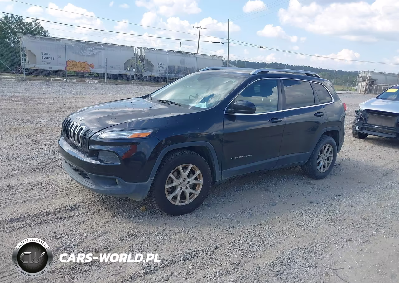 2015 Jeep Cherokee Latitude VIN:1C4PJMCB6FW647718 - 2