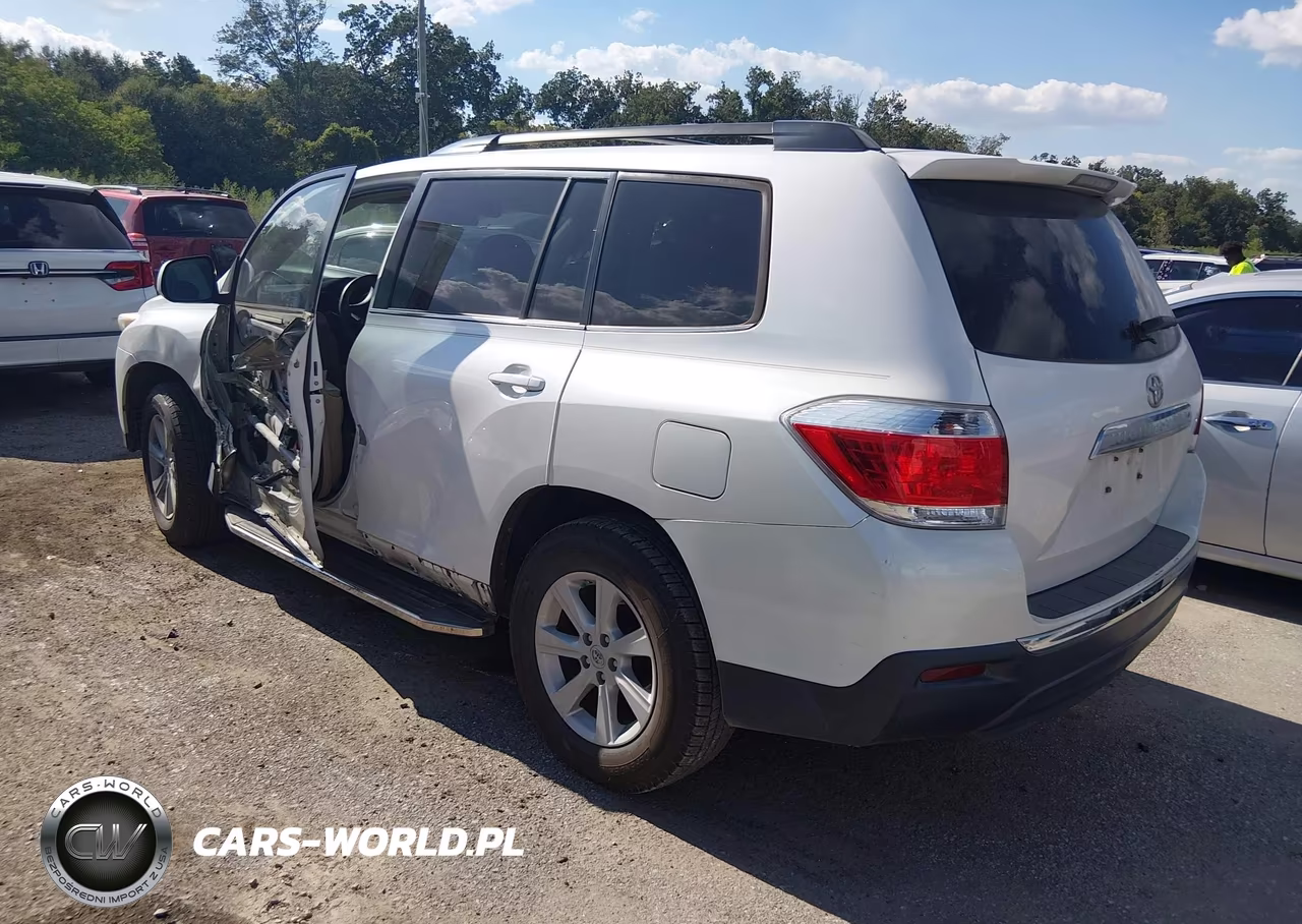 2013 Toyota Highlander Base Plus V6 VIN:5TDZK3EHXDS142795 - 3