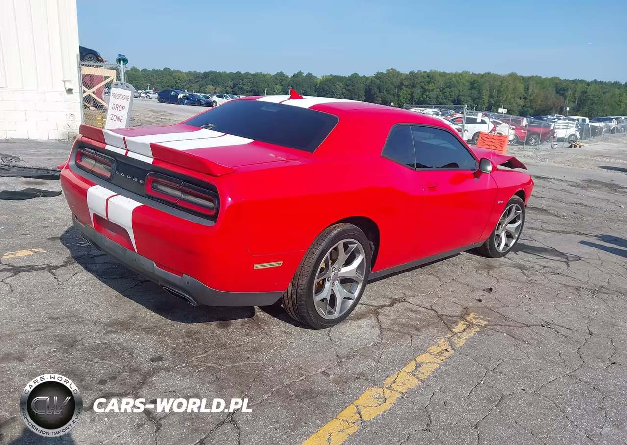 2015 Dodge Challenger Sxt Plus VIN:2C3CDZBT4FH770577 - 4