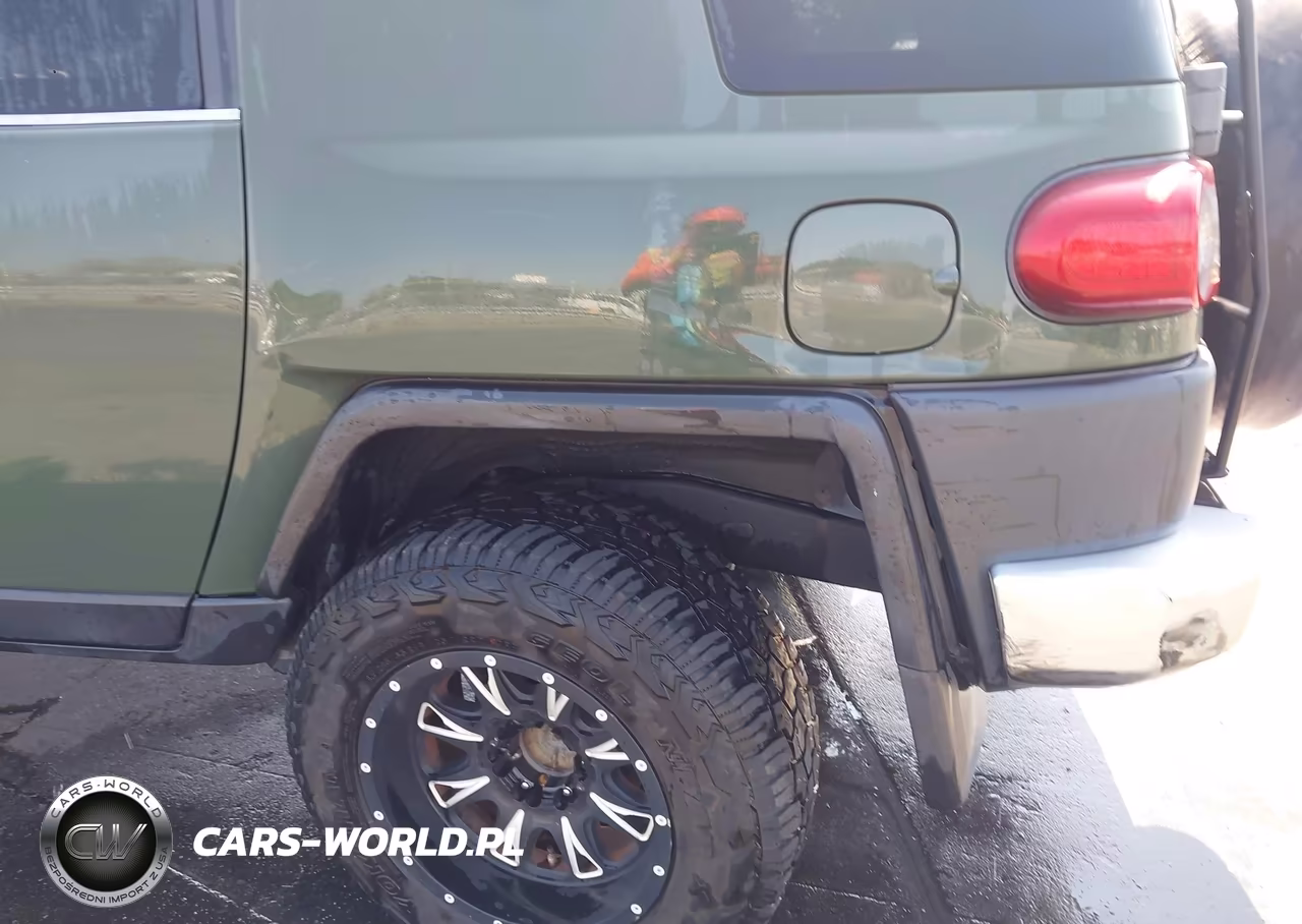 2012 Toyota Fj Cruiser VIN:JTEBU4BF3CK131398 - 6