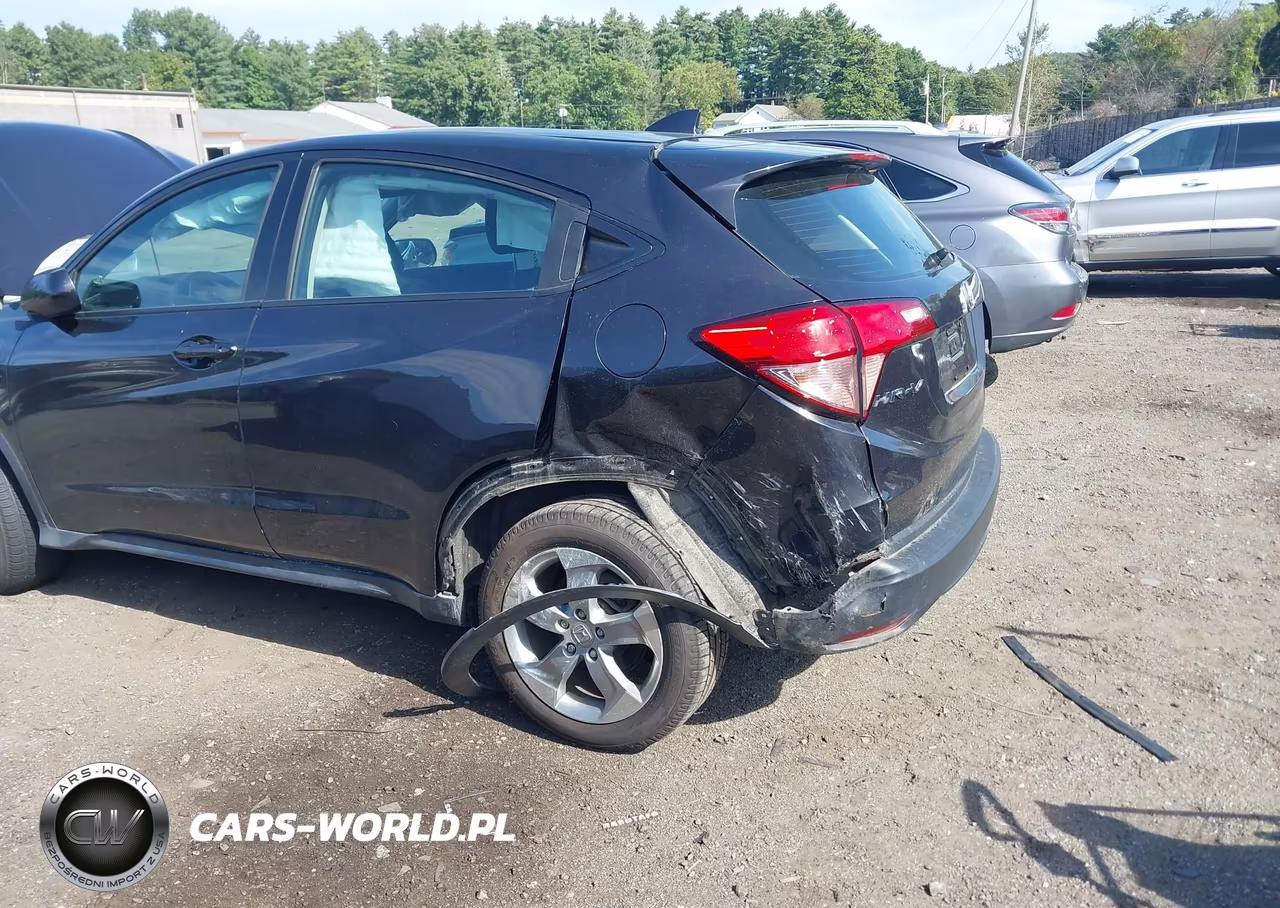 2017 Honda Hr-V Lx VIN:3CZRU6H39HG706351 - 6