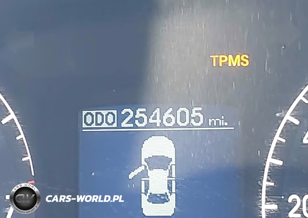 2011 Hyundai Genesis 4.6 VIN:KMHGC4DF1BU119615 - 16
