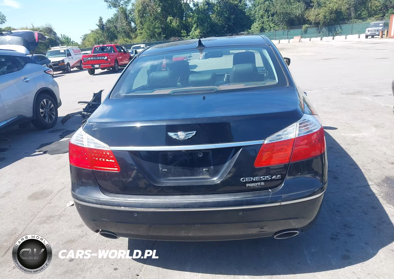 2011 Hyundai Genesis 4.6 VIN:KMHGC4DF1BU119615 - 17