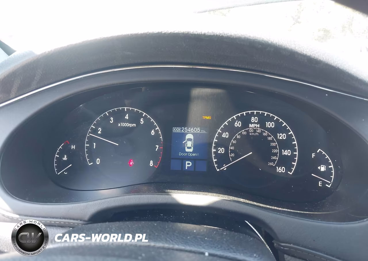 2011 Hyundai Genesis 4.6 VIN:KMHGC4DF1BU119615 - 7