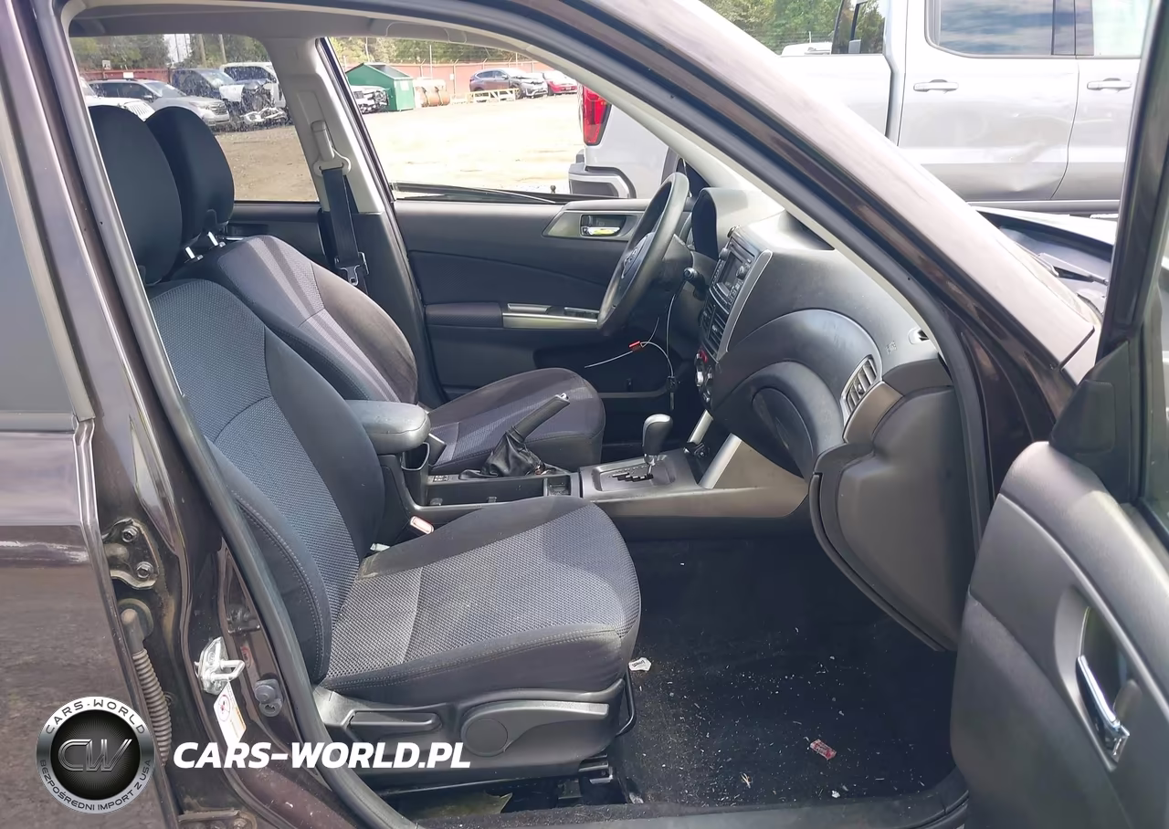 2013 Subaru Forester 2.5X Premium VIN:JF2SHADC3DH437141 - 5