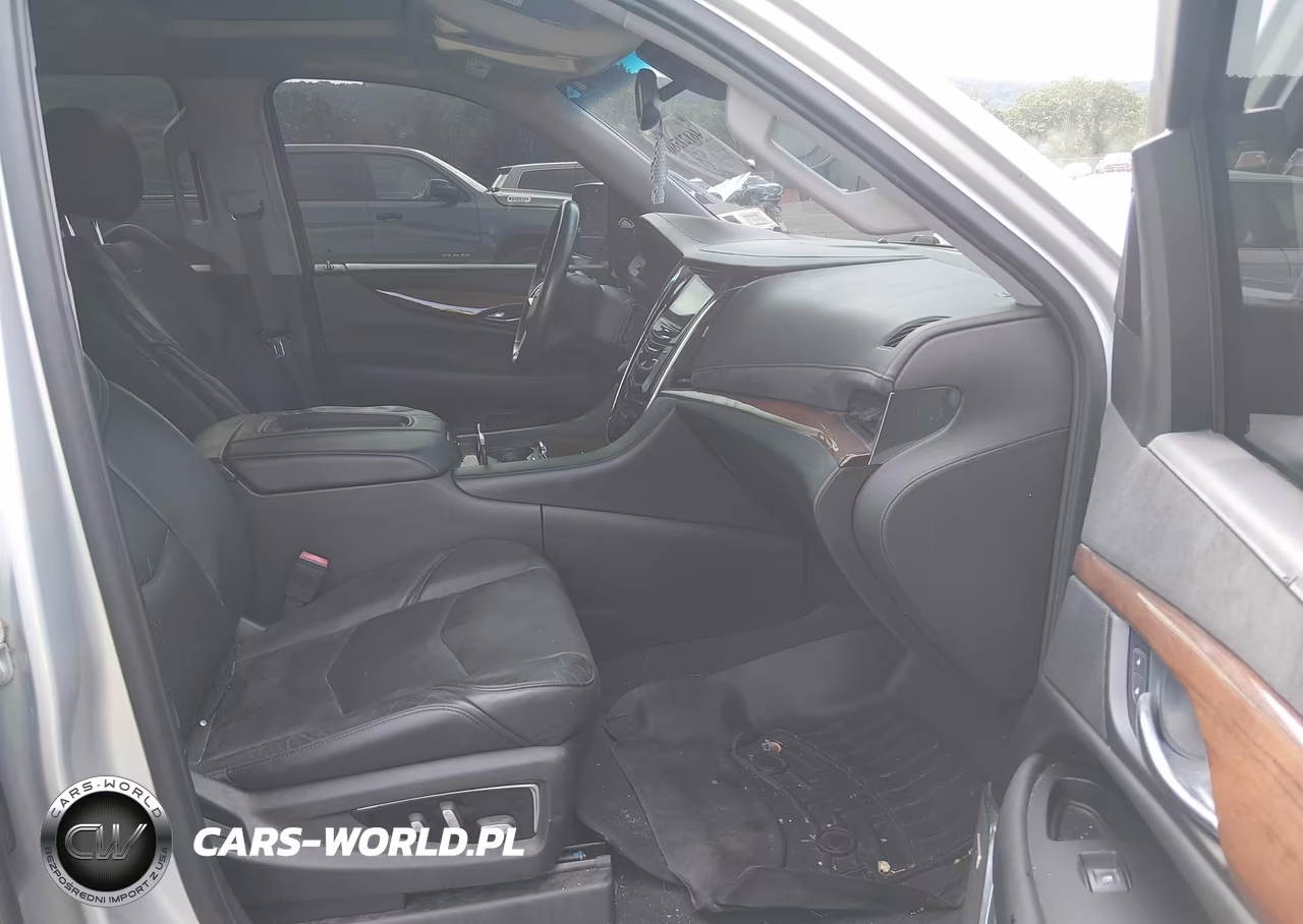 2015 Cadillac Escalade Luxury VIN:1GYS4MKJ3FR665466 - 5