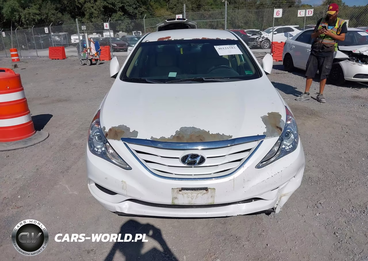 2011 Hyundai Sonata Gls VIN:5NPEB4AC0BH130477 - 12