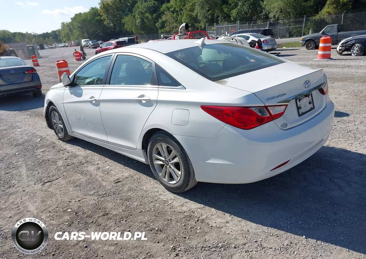 2011 Hyundai Sonata Gls VIN:5NPEB4AC0BH130477 - 3