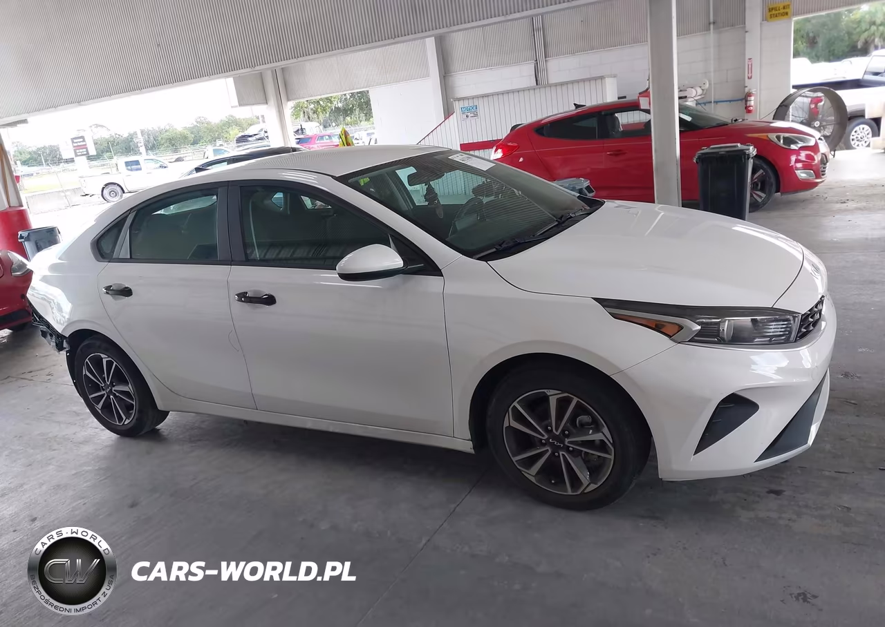 2023 Kia Forte Lxs VIN:3KPF24AD9PE639802 - 14