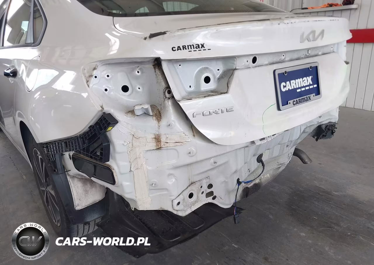 2023 Kia Forte Lxs VIN:3KPF24AD9PE639802 - 6