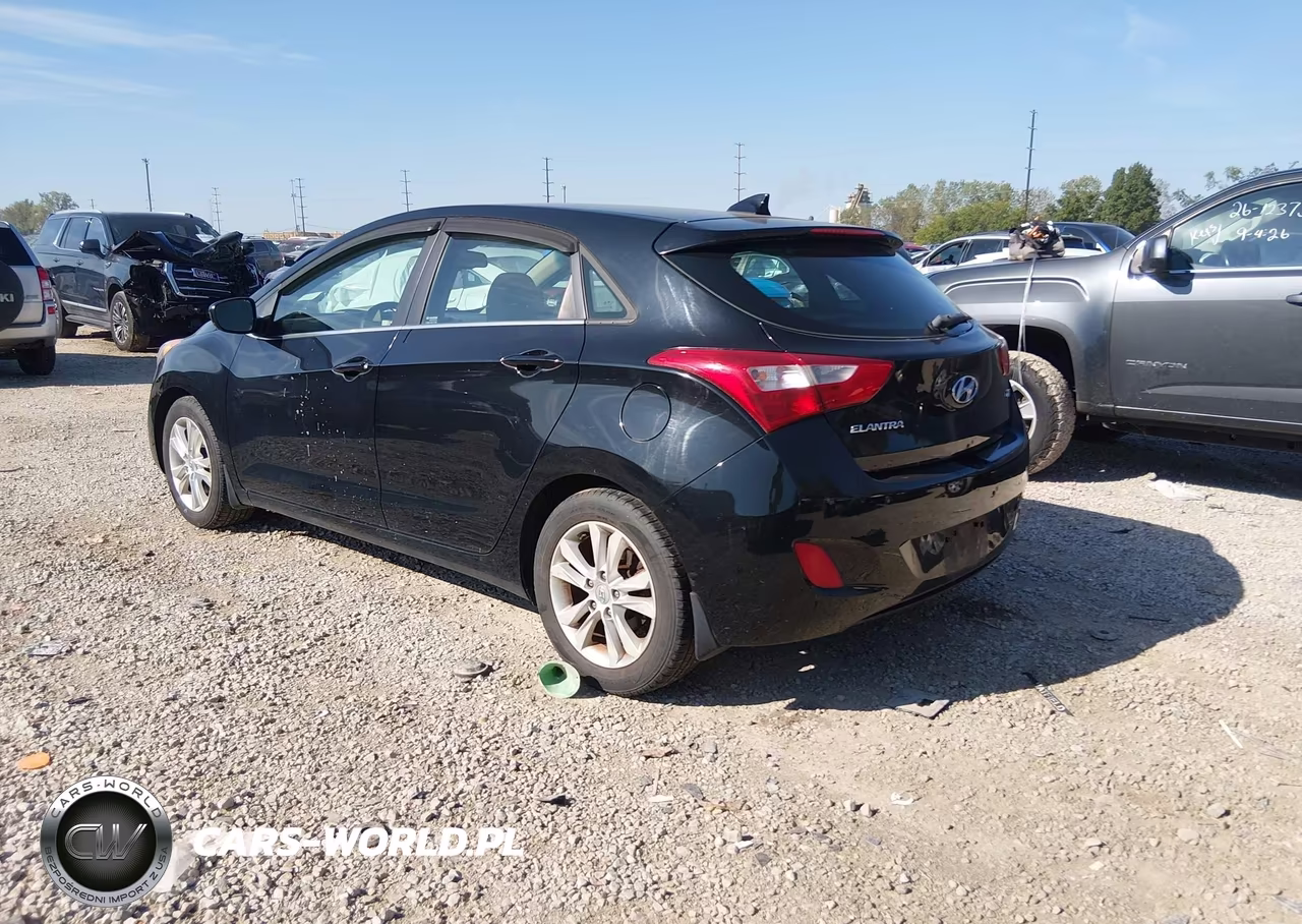 2013 Hyundai Elantra Gt VIN:KMHD35LE5DU040887 - 3