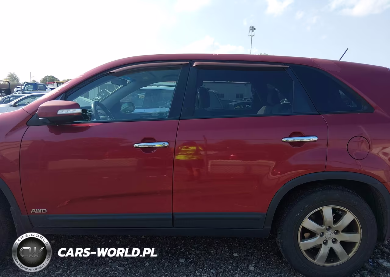 2011 Kia Sorento Lx VIN:5XYKTCA17BG073548 - 14