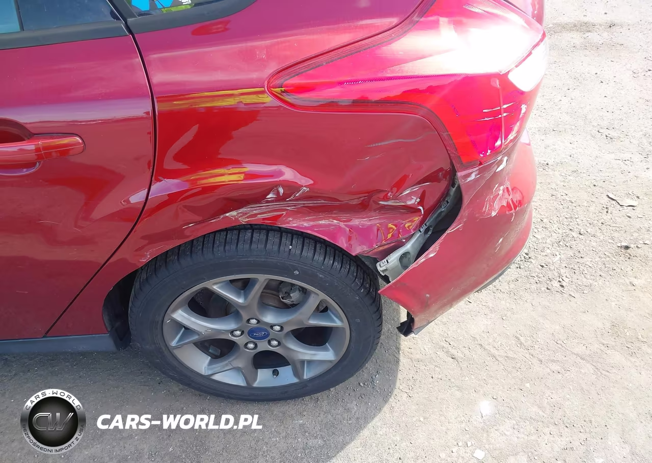 2014 Ford Focus Se VIN:1FADP3K22EL414910 - 6
