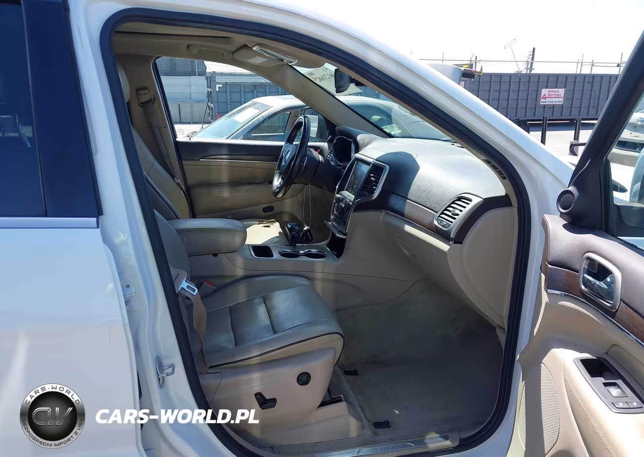 2015 Jeep Grand Cherokee Overland VIN:1C4RJECGXFC906481 - 5