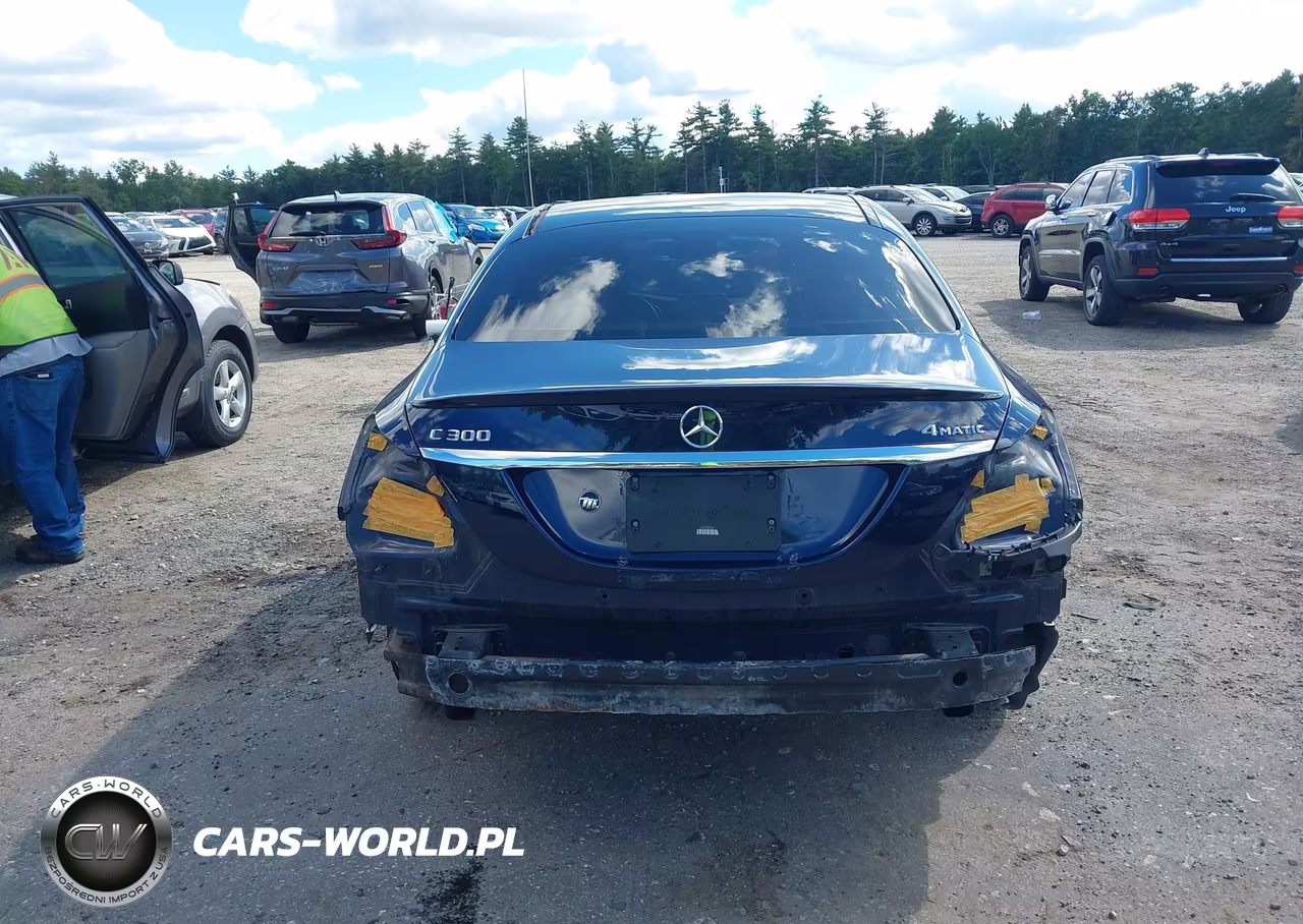 2016 Mercedes-Benz C 300 4Matic VIN:WDDWF4KB8GR138265 - 17