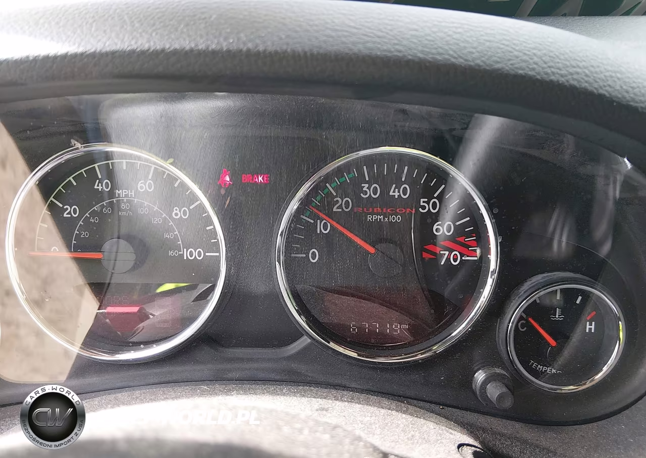 2016 Jeep Wrangler Rubicon Hard Rock VIN:1C4BJWCG1GL294423 - 7