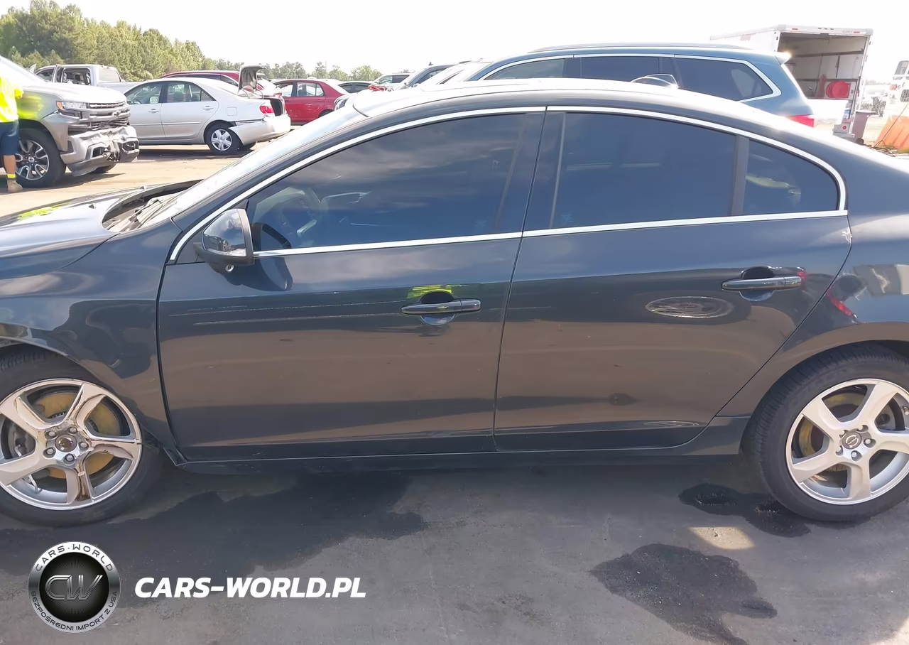 2013 Volvo S60 T5 Platinum VIN:YV1612FS5D2205443 - 14