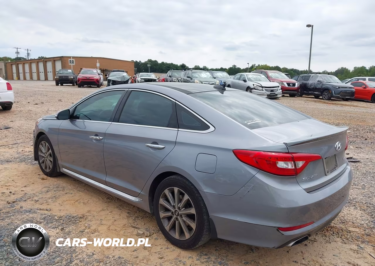 2016 Hyundai Sonata Limited VIN:5NPE34AF9GH392917 - 3