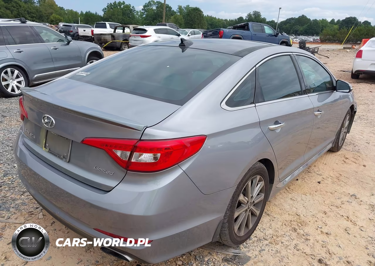 2016 Hyundai Sonata Limited VIN:5NPE34AF9GH392917 - 4