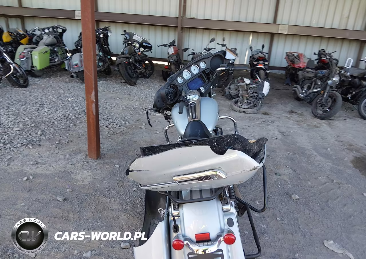 2023 Harley-Davidson Flhx VIN:1HD1KBC11PB617113 - 6