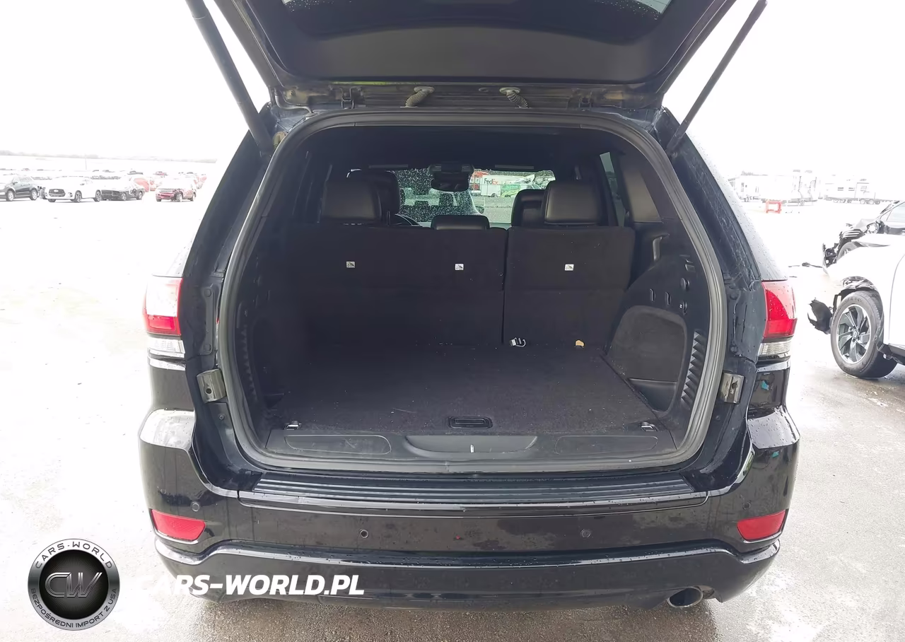 2017 Jeep Grand Cherokee Altitude 4X4 VIN:1C4RJFAG5HC938640 - 17