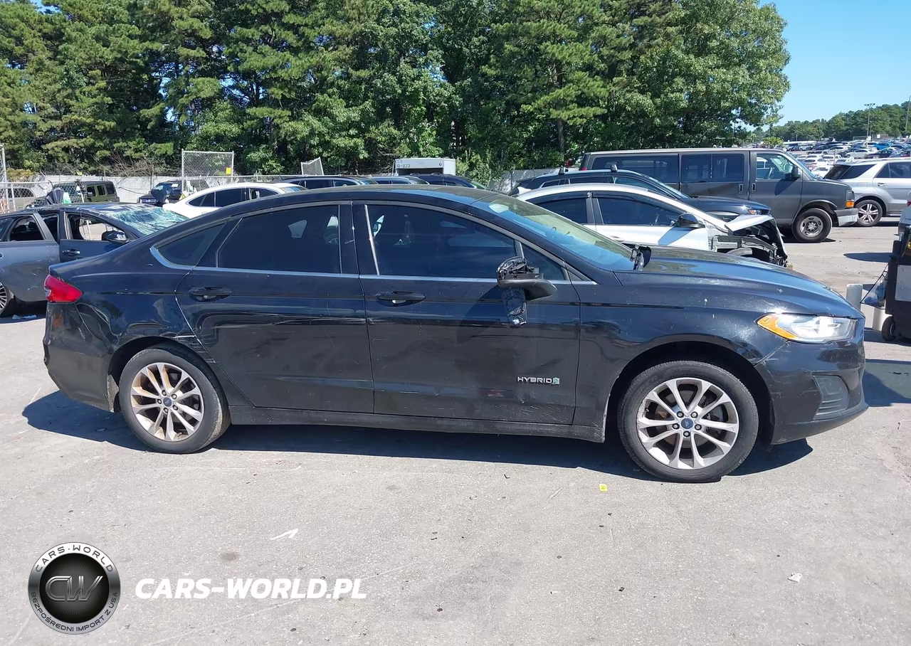 2019 Ford Fusion Hybrid Se VIN:3FA6P0LU8KR262149 - 13