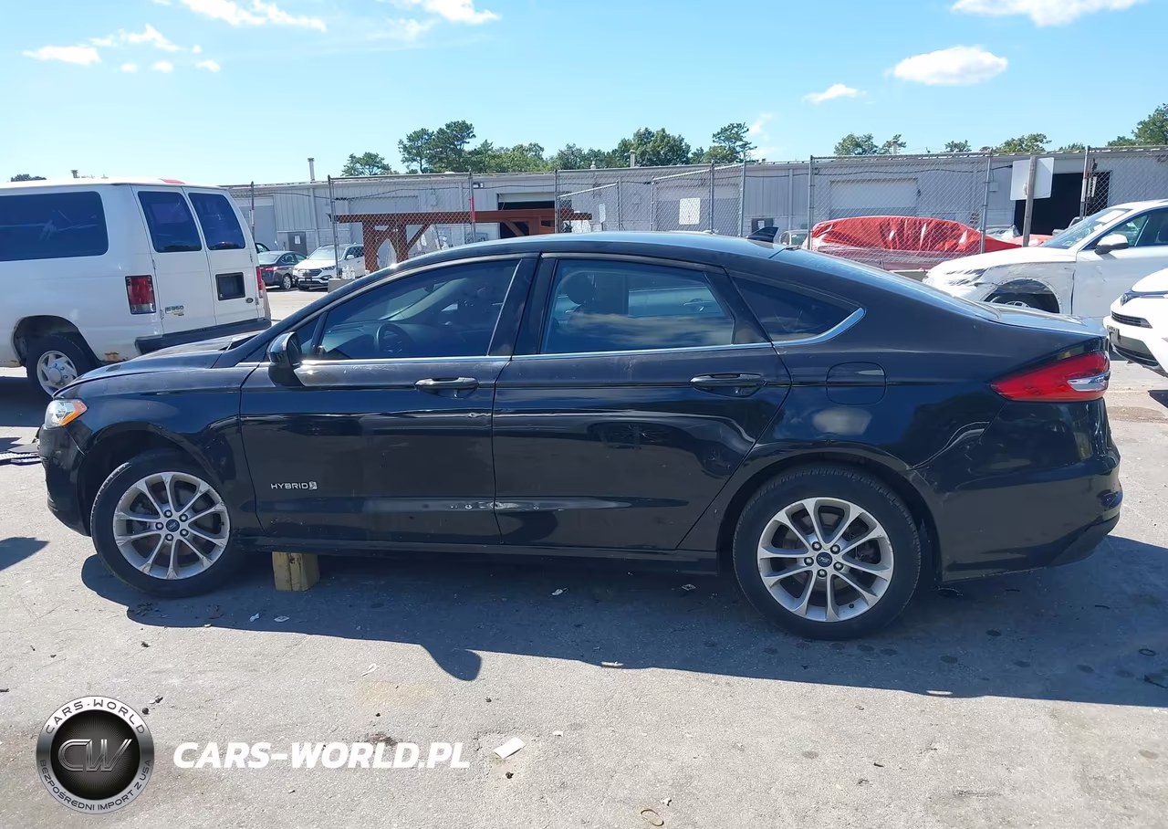 2019 Ford Fusion Hybrid Se VIN:3FA6P0LU8KR262149 - 14