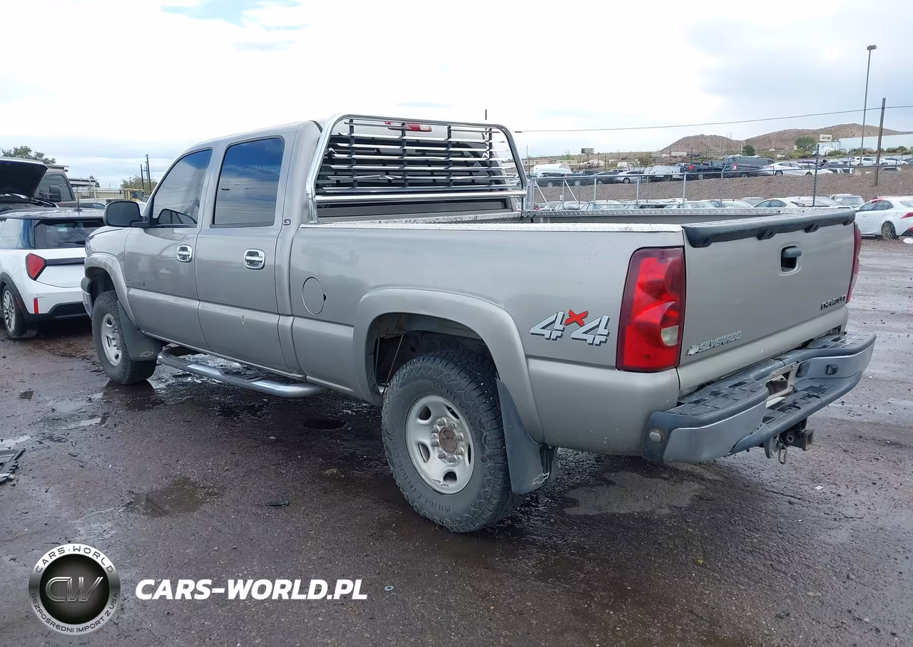 2003 Chevrolet Silverado 1500Hd Ls VIN:1GCGK13U43F131365 - 3