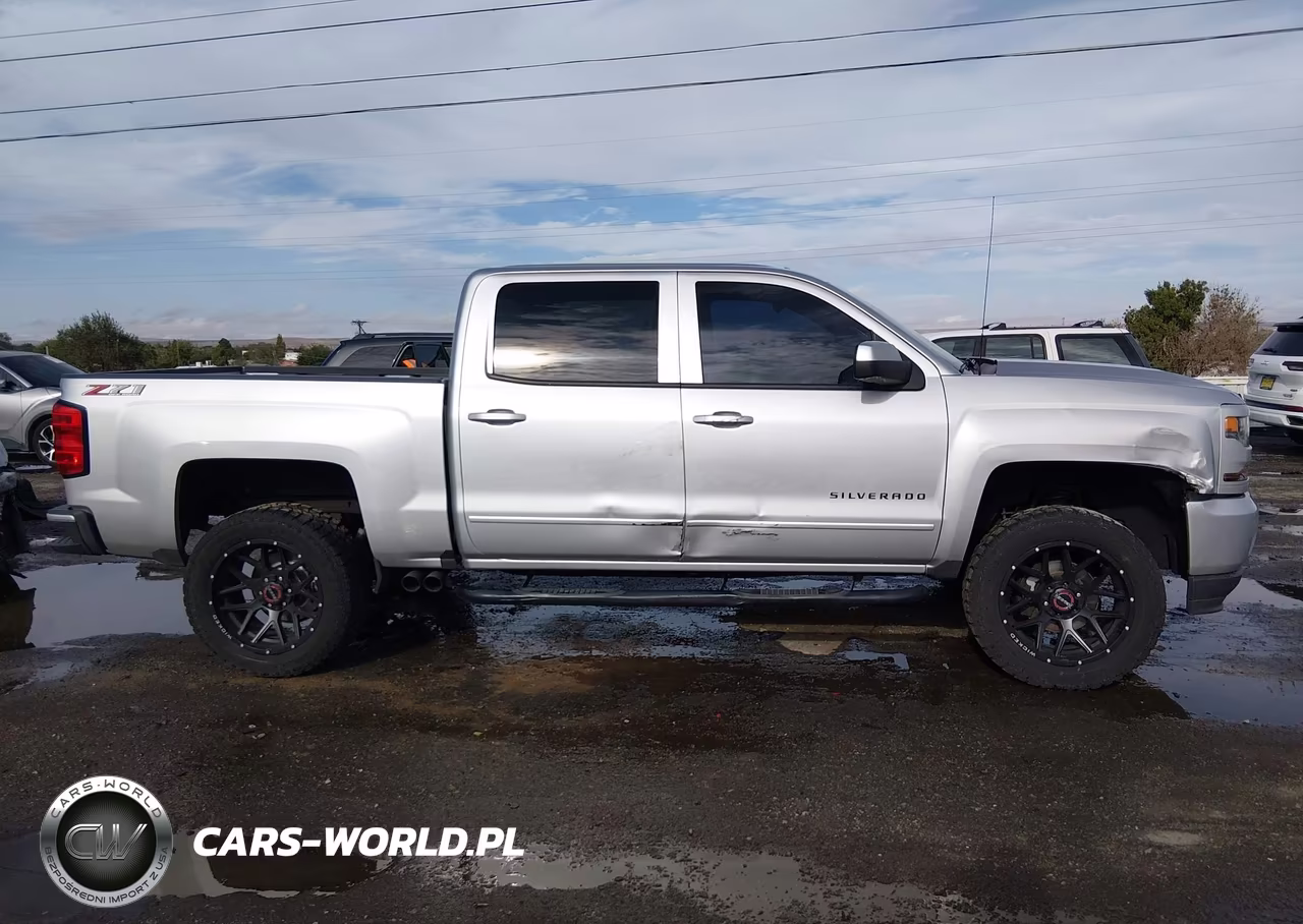 2018 Chevrolet Silverado 1500 2Lt VIN:3GCUKREC3JG347239 - 13