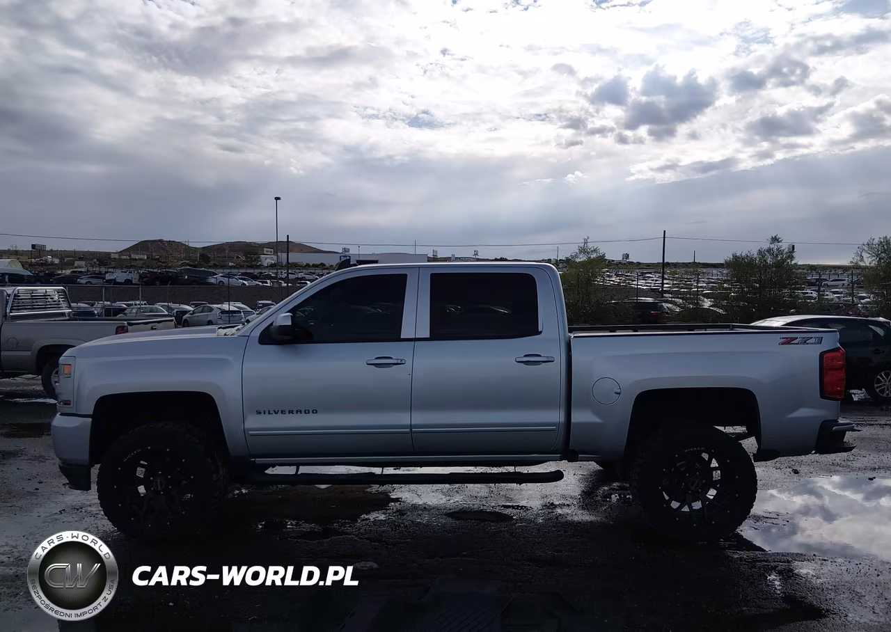 2018 Chevrolet Silverado 1500 2Lt VIN:3GCUKREC3JG347239 - 14