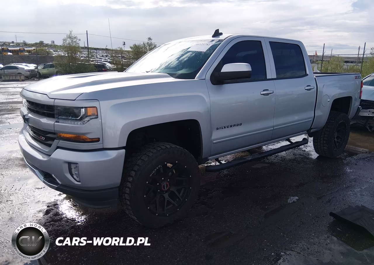 2018 Chevrolet Silverado 1500 2Lt VIN:3GCUKREC3JG347239 - 2