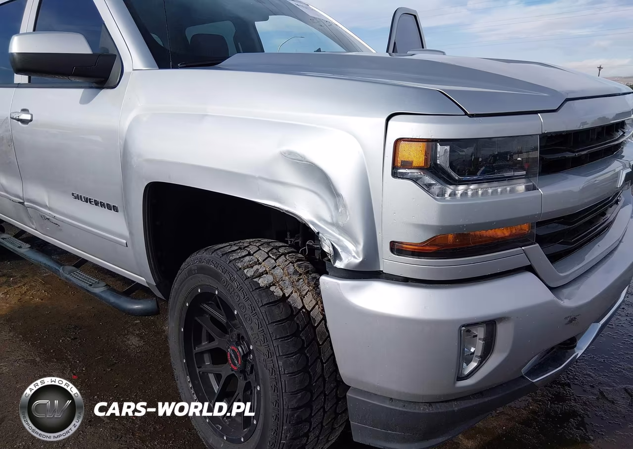 2018 Chevrolet Silverado 1500 2Lt VIN:3GCUKREC3JG347239 - 6