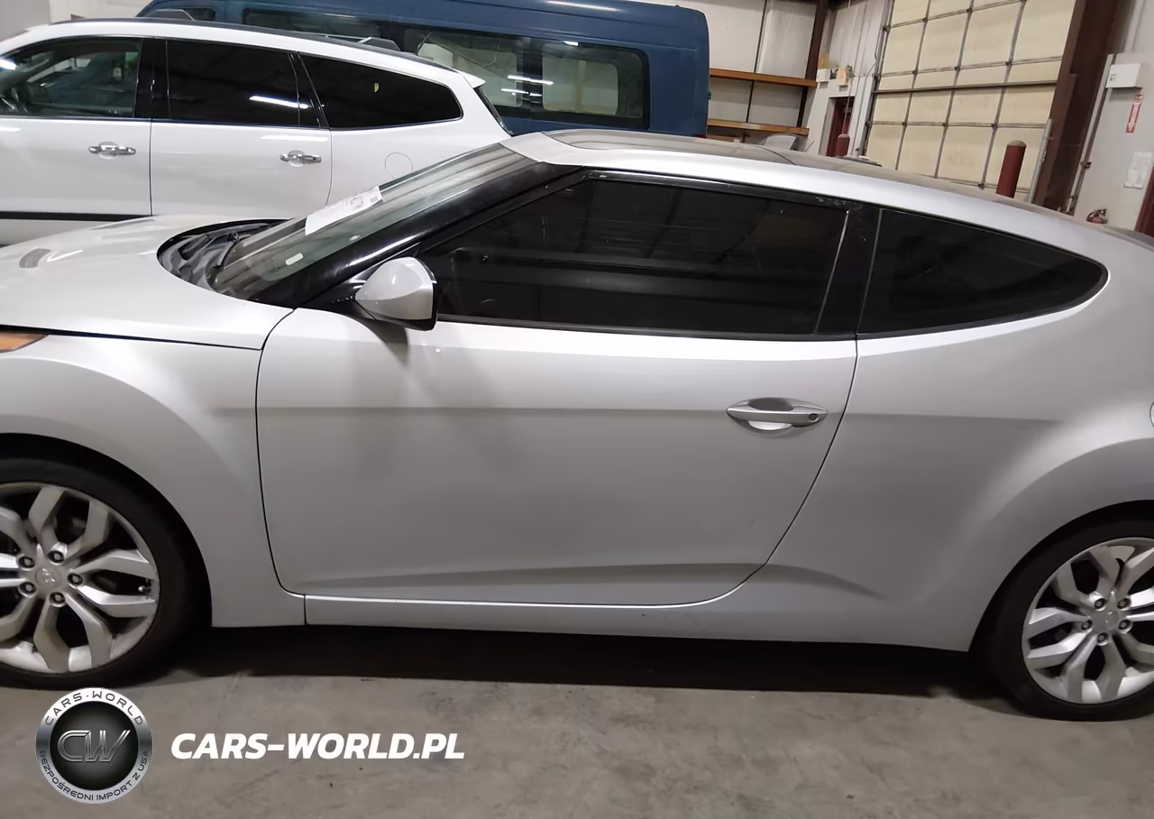 2013 Hyundai Veloster Base W-Black VIN:KMHTC6AD8DU103086 - 14