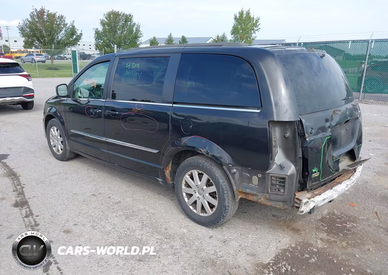 2014 Chrysler Town & Country Touring VIN:2C4RC1BG1ER272178 - 3