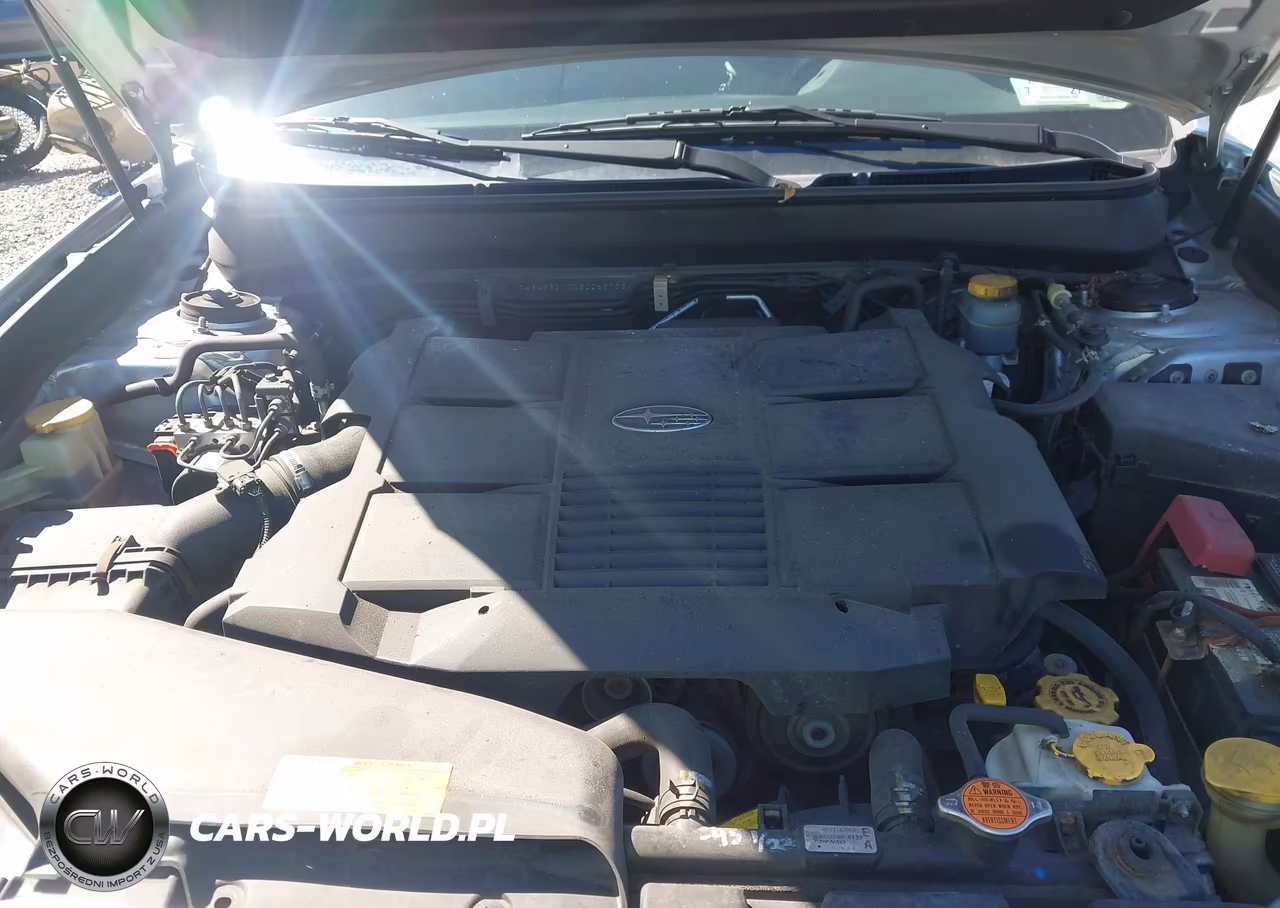 2014 Subaru Outback 3.6R Limited VIN:4S4BRDNCXE2268733 - 10