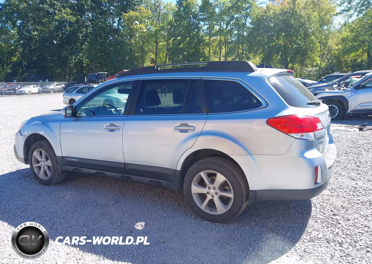 2014 Subaru Outback 3.6R Limited VIN:4S4BRDNCXE2268733 - 14