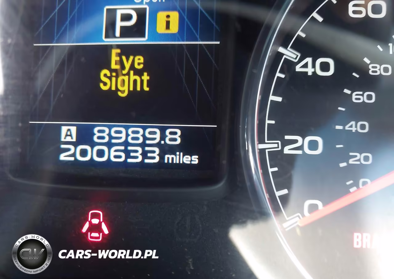 2014 Subaru Outback 3.6R Limited VIN:4S4BRDNCXE2268733 - 7