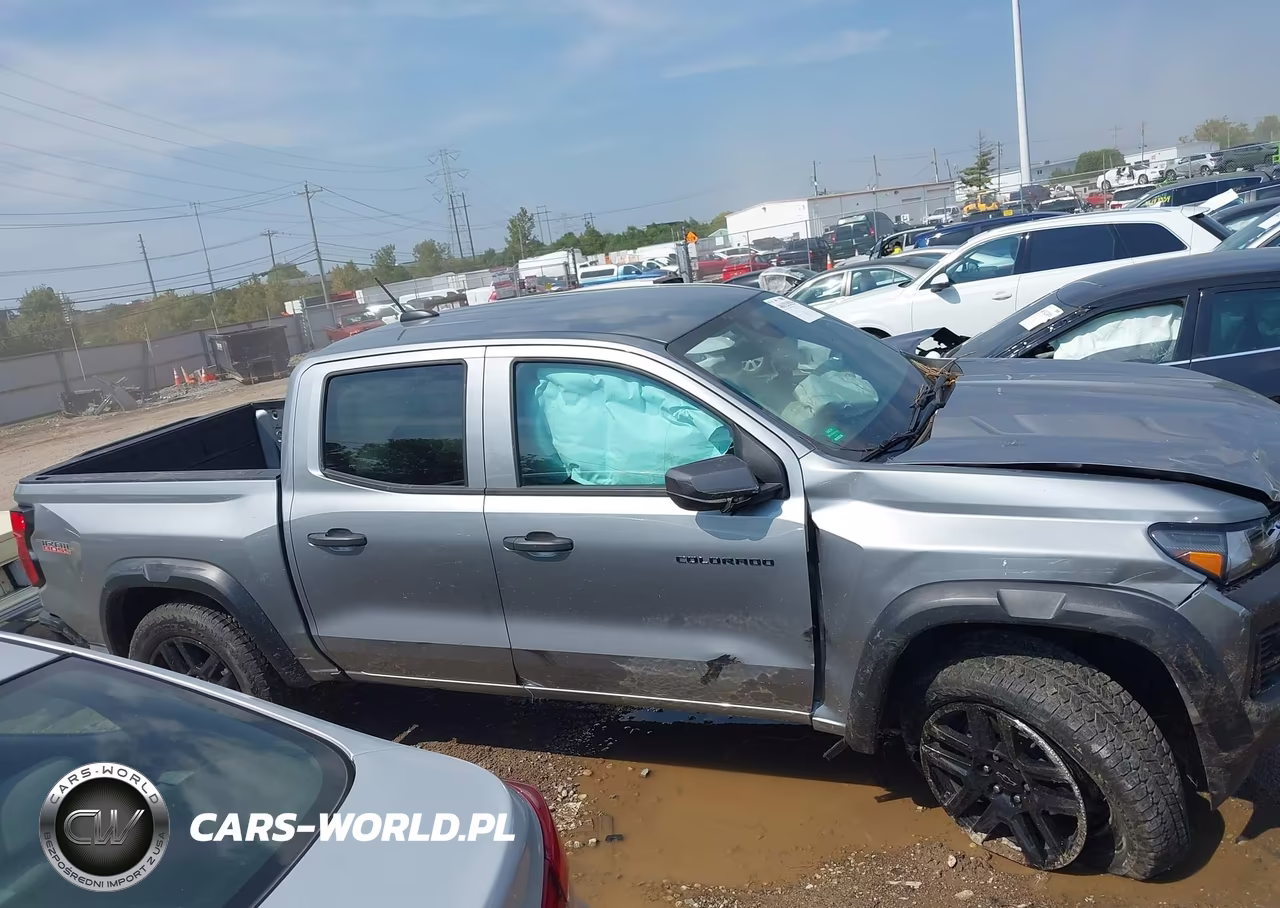2025 Chevrolet Colorado 4Wd Trail Boss VIN:1GCPTEEK9S1192318 - 14