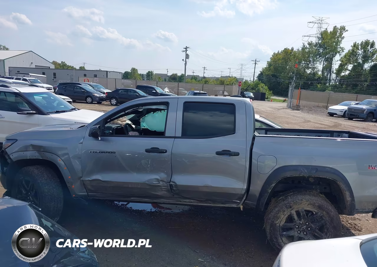 2025 Chevrolet Colorado 4Wd Trail Boss VIN:1GCPTEEK9S1192318 - 15