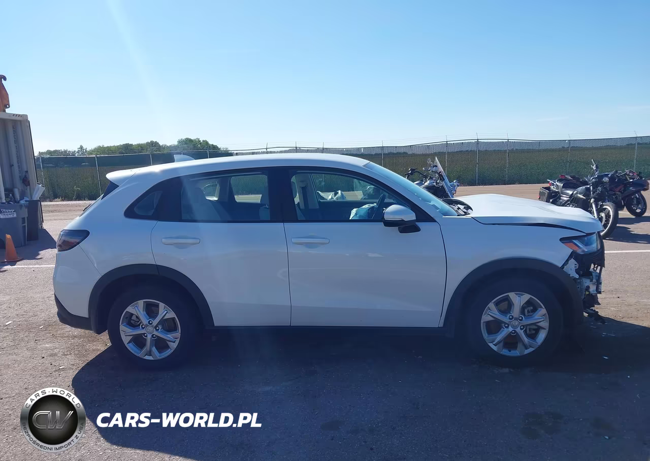 2025 Honda Hr-V Awd Lx VIN:3CZRZ2H35SM727491 - 13
