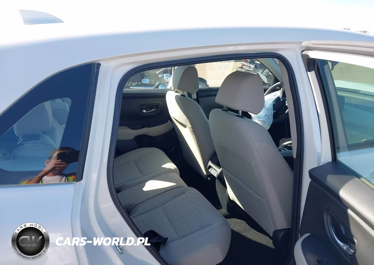 2025 Honda Hr-V Awd Lx VIN:3CZRZ2H35SM727491 - 8