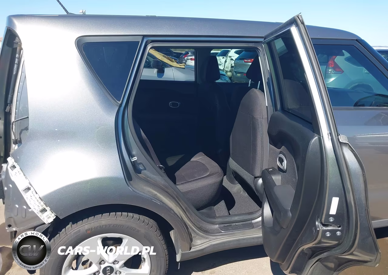 2019 Kia Soul VIN:KNDJN2A28K7666437 - 8