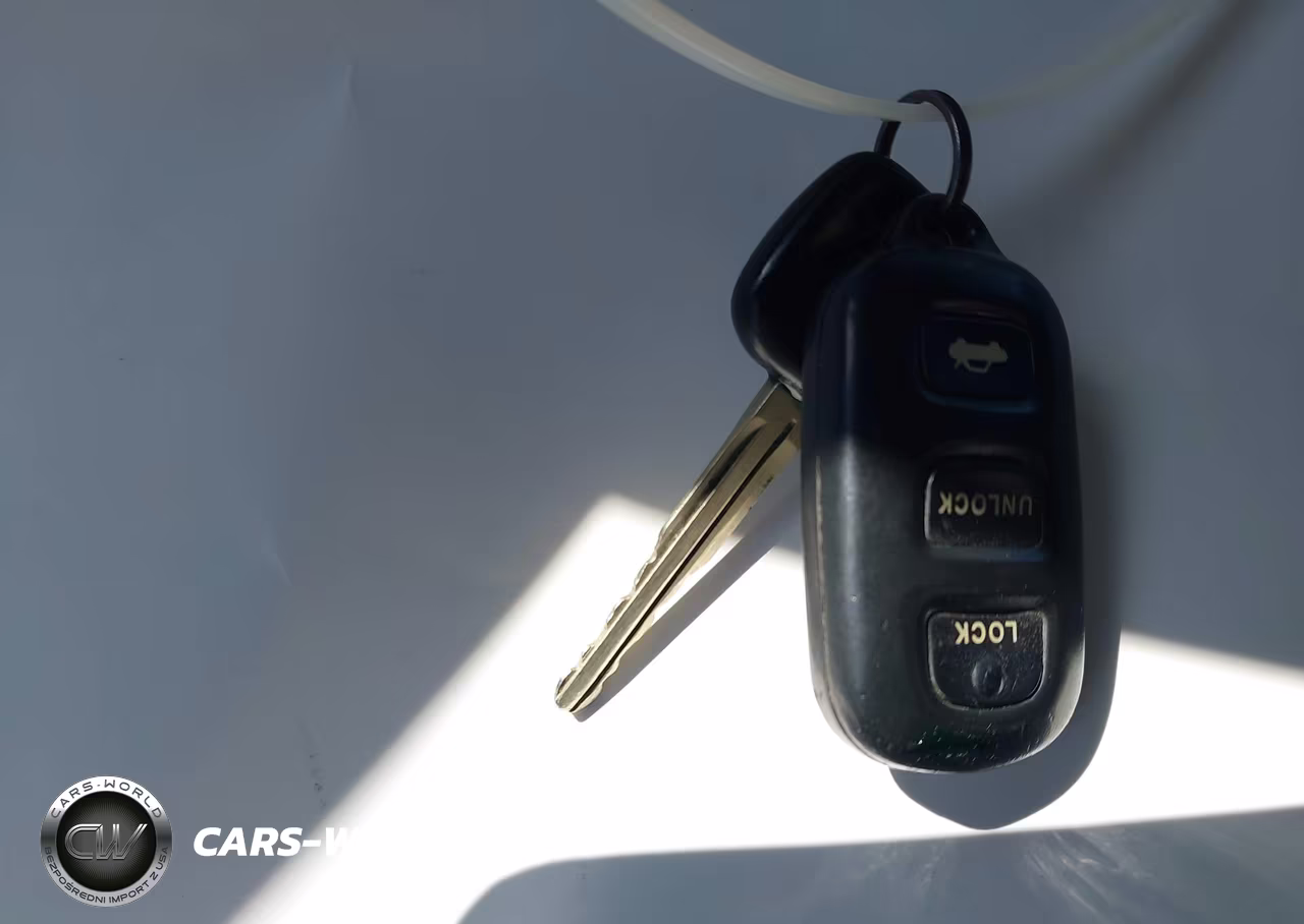 2002 Toyota Camry Le VIN:4T1BE32K62U094774 - 11