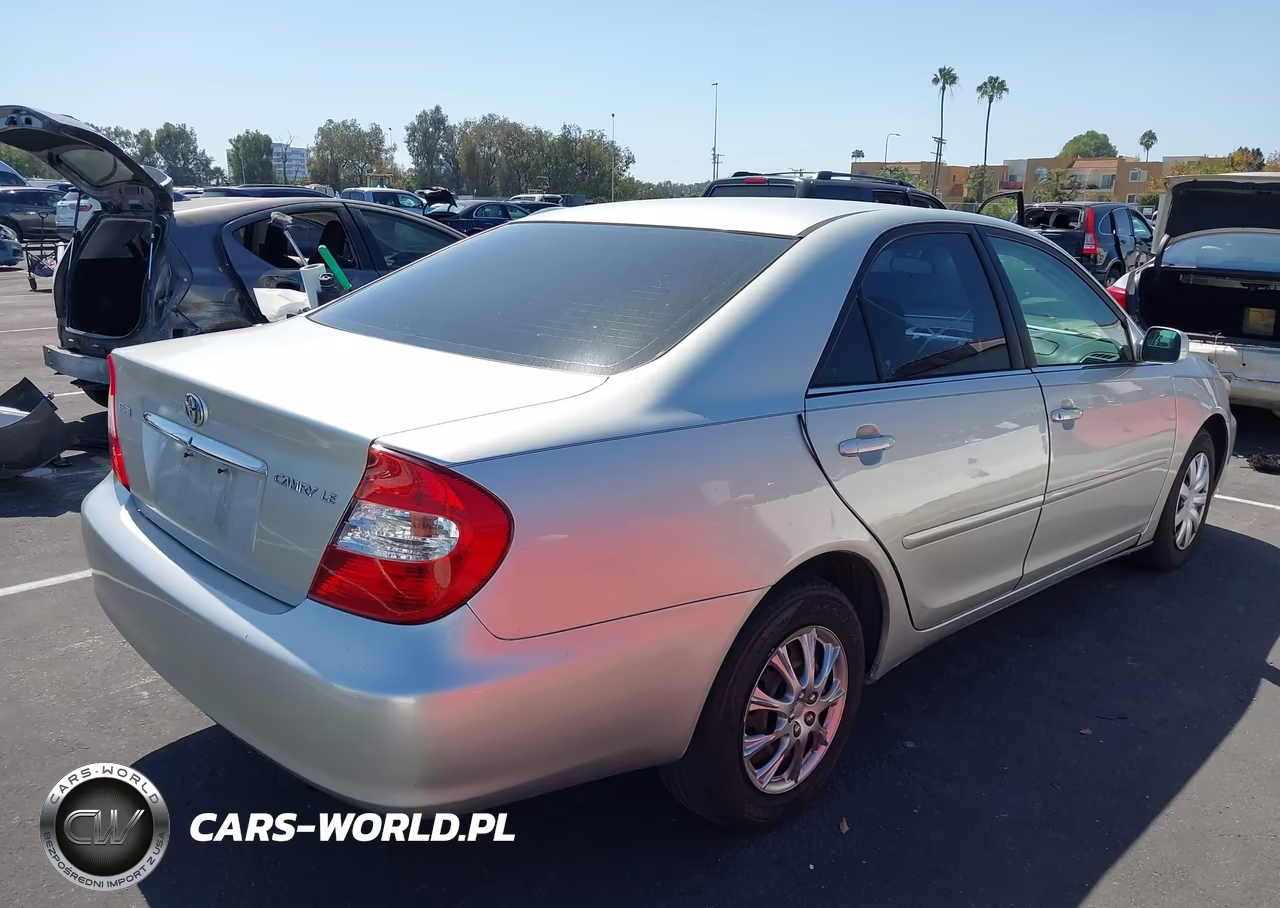 2002 Toyota Camry Le VIN:4T1BE32K62U094774 - 4