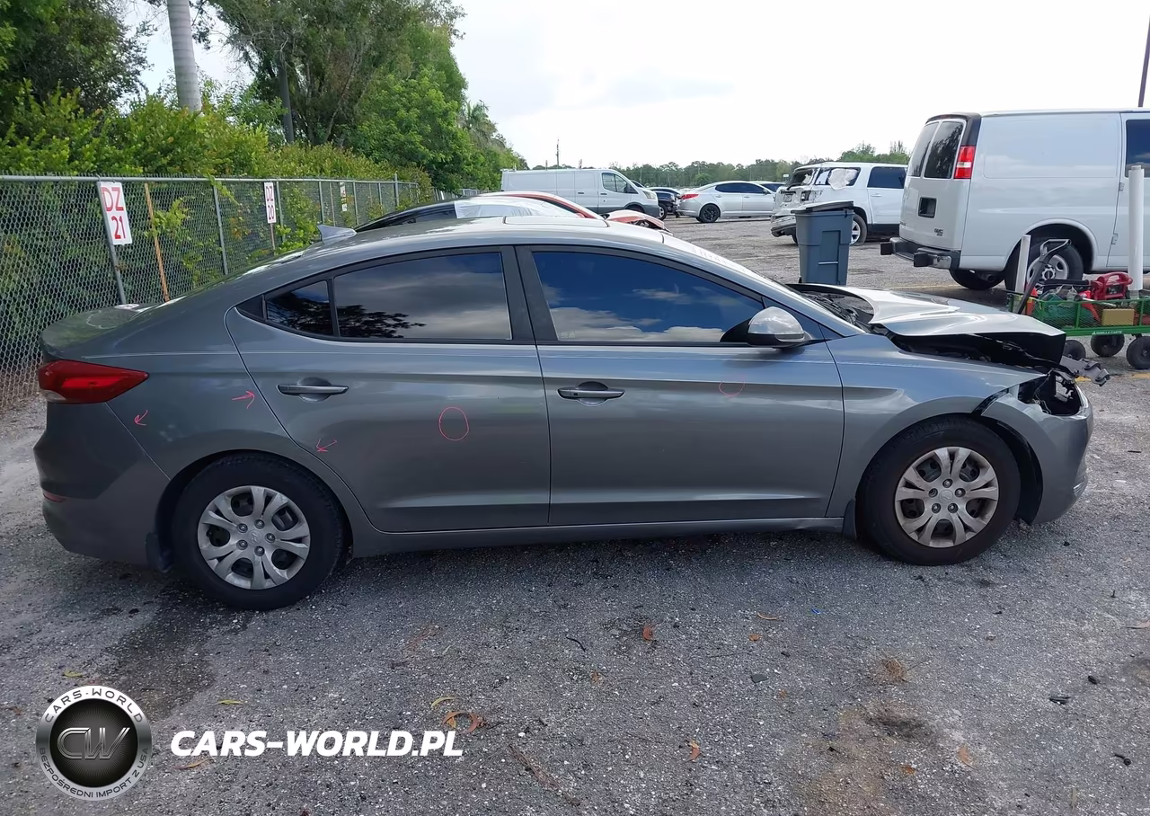 2018 Hyundai Elantra Value Edition VIN:5NPD84LF5JH275725 - 14