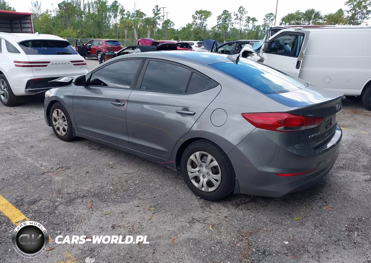 2018 Hyundai Elantra Value Edition VIN:5NPD84LF5JH275725 - 3