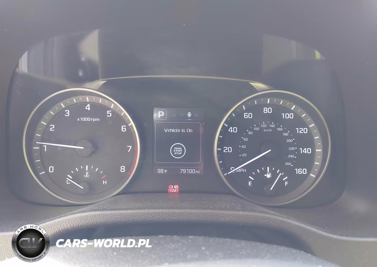 2018 Hyundai Elantra Value Edition VIN:5NPD84LF5JH275725 - 7